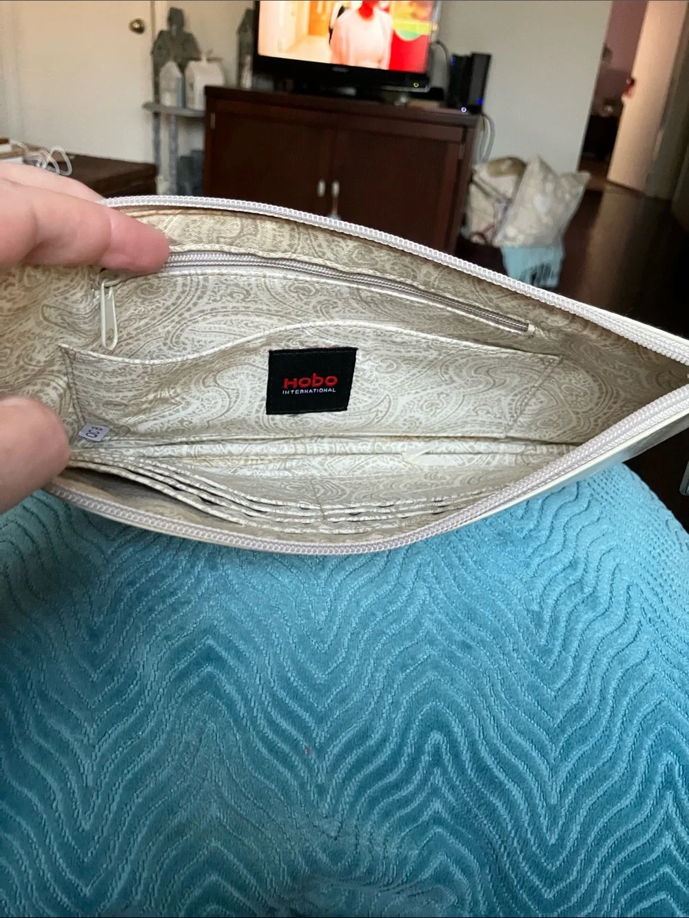HOBO Cream Leather Wristlet Clutch - Picture 7 of 11